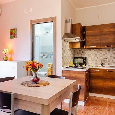 Mare A 200 Mt - Casa Cuore Casello Martucci エクステリア 写真
